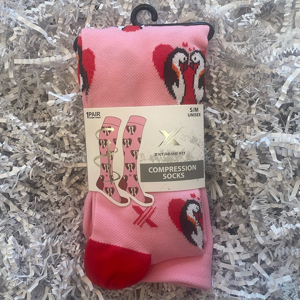 Love Birds Compression Socks New with Tag size S/M 15-20mmHg compression level